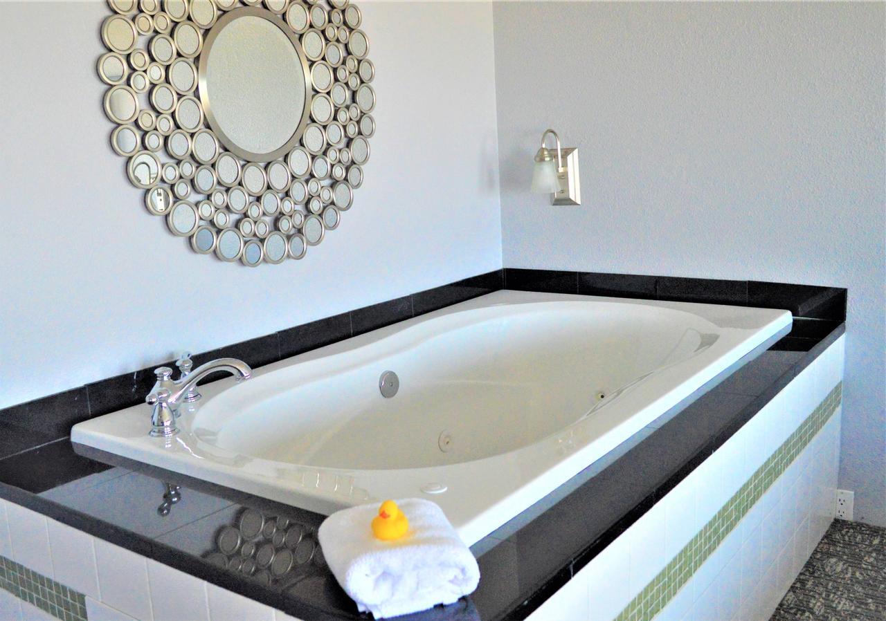 Beachfront Manor Hotel Lincoln City Zewnętrze zdjęcie