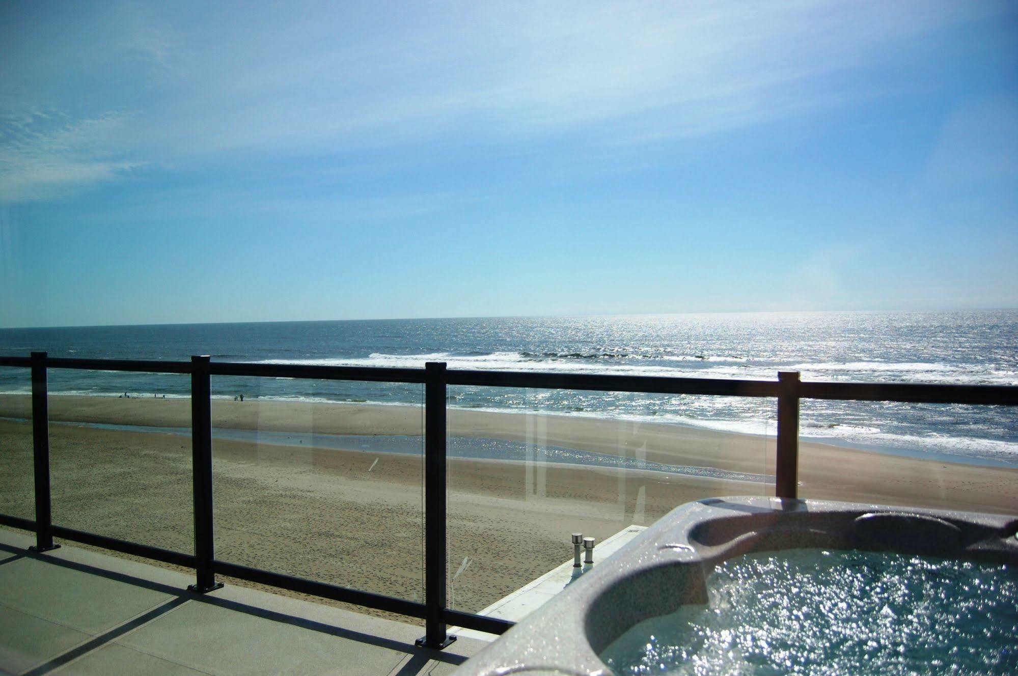 Beachfront Manor Hotel Lincoln City Zewnętrze zdjęcie